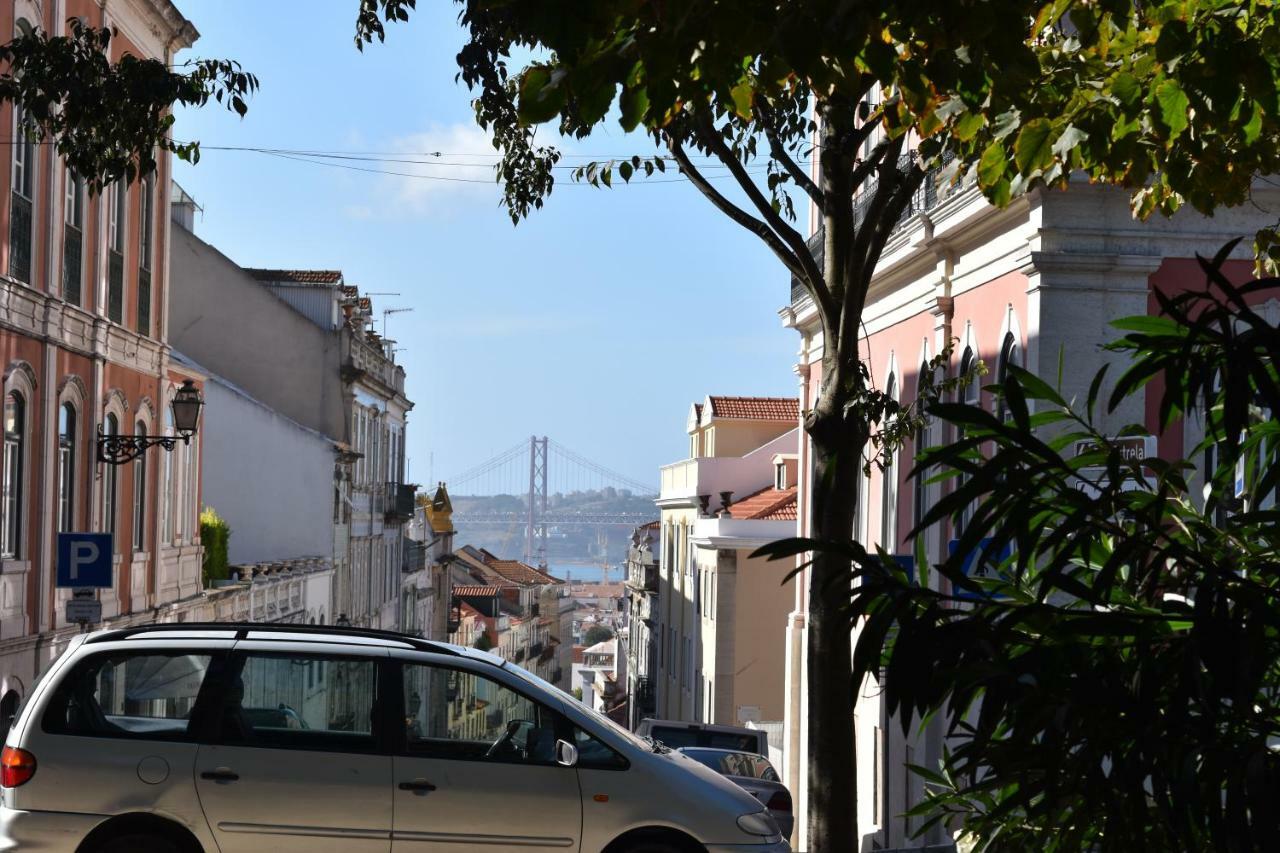Architect-Designed Loft In A Historic Hilltop Neighborhood Lisboa Exterior foto