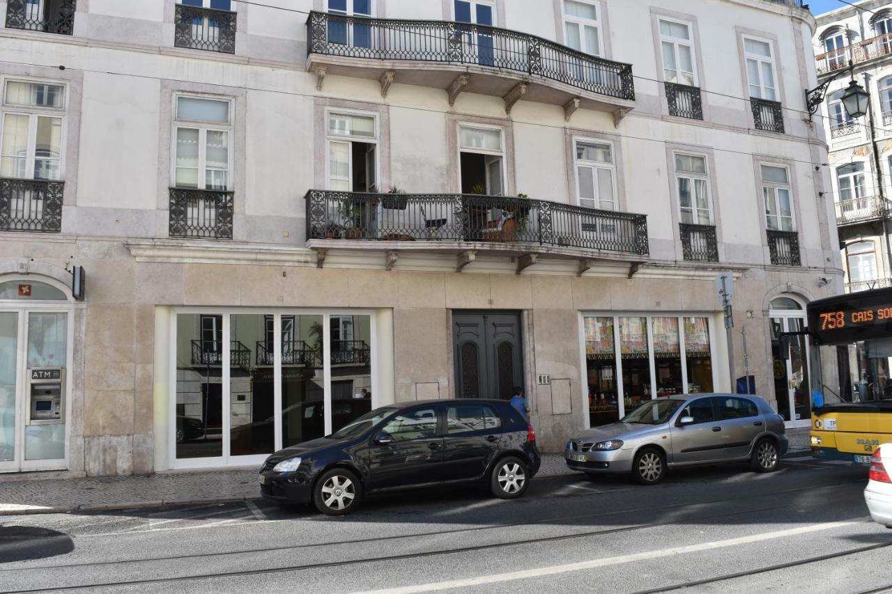 Architect-Designed Loft In A Historic Hilltop Neighborhood Lisboa Exterior foto