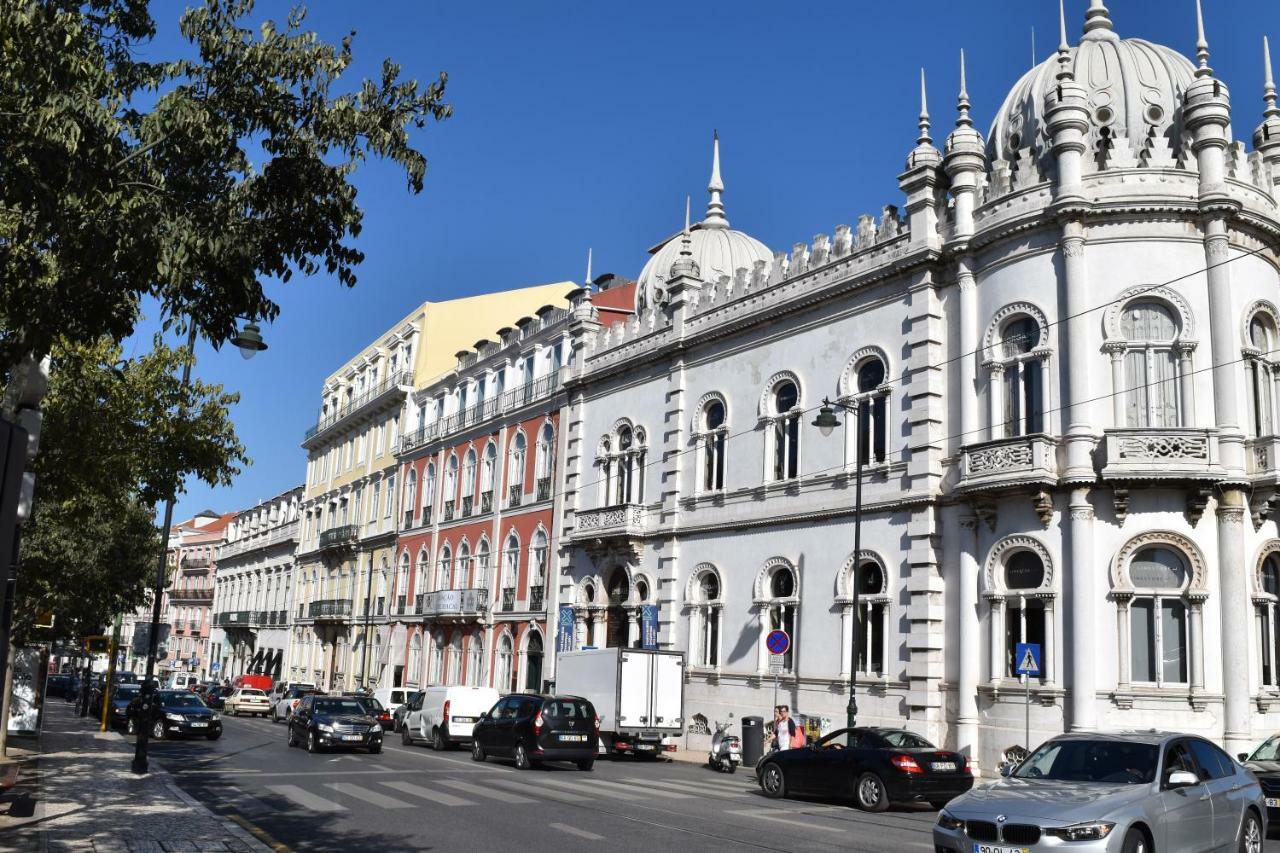 Architect-Designed Loft In A Historic Hilltop Neighborhood Lisboa Exterior foto